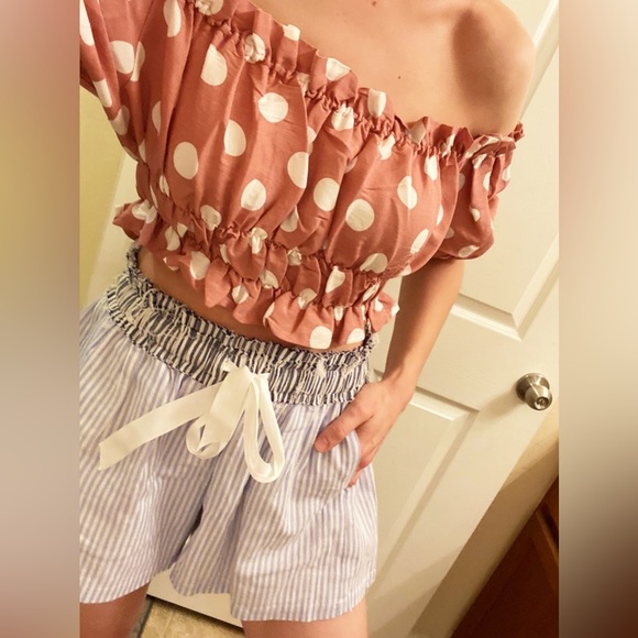 EUC Zara Polka Dot Off the Shoulder Polka Dot Crop Top in Size Medium - Picture 1 of 3
